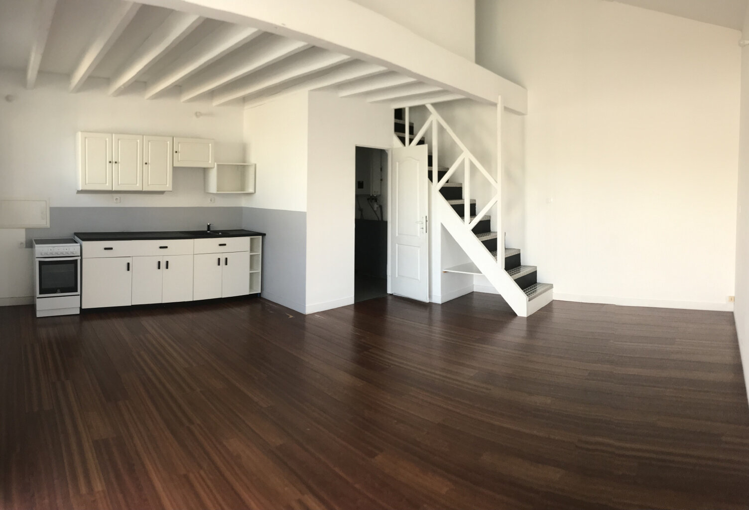 Vente appartement 2 pièces de 50m2 en duplex avec terrasse e — photo 1