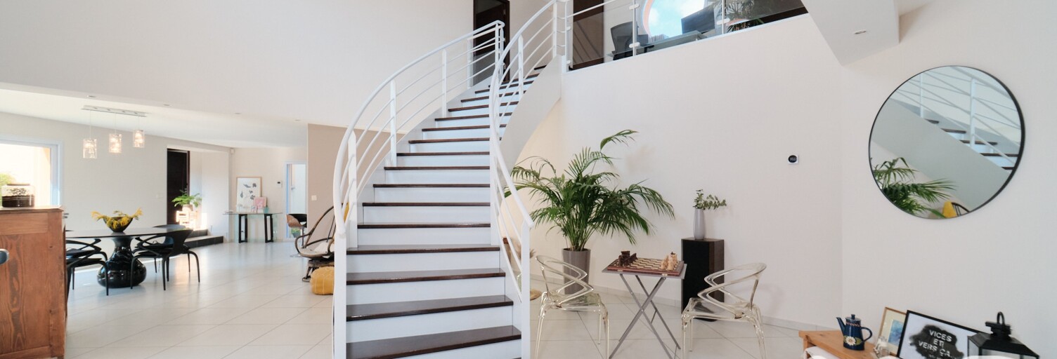 Maison 7 Pièces 270 m² à vendre à Les Côtes-d'Arey (38138)