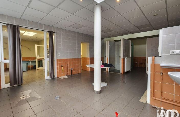 Vente Local d'activités 143 m&sup2; — photo 4
