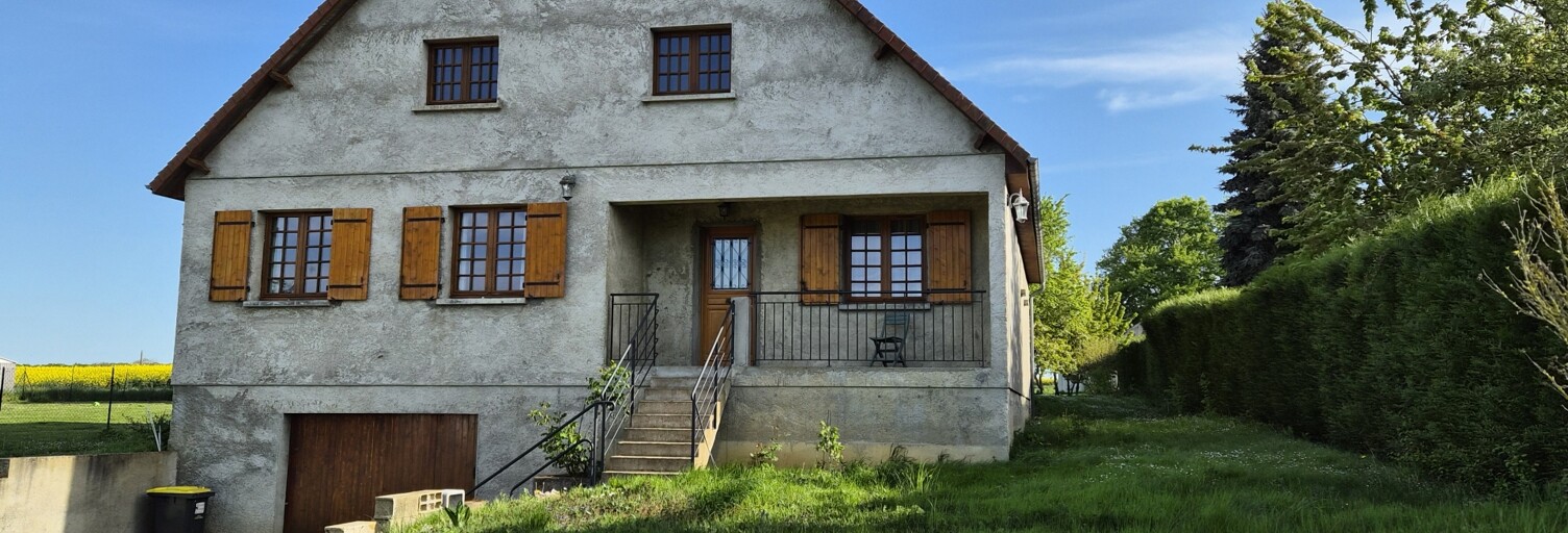 Maison 9 Pièces 225 m² à vendre à Saint-Denis-des-Puits (28240)