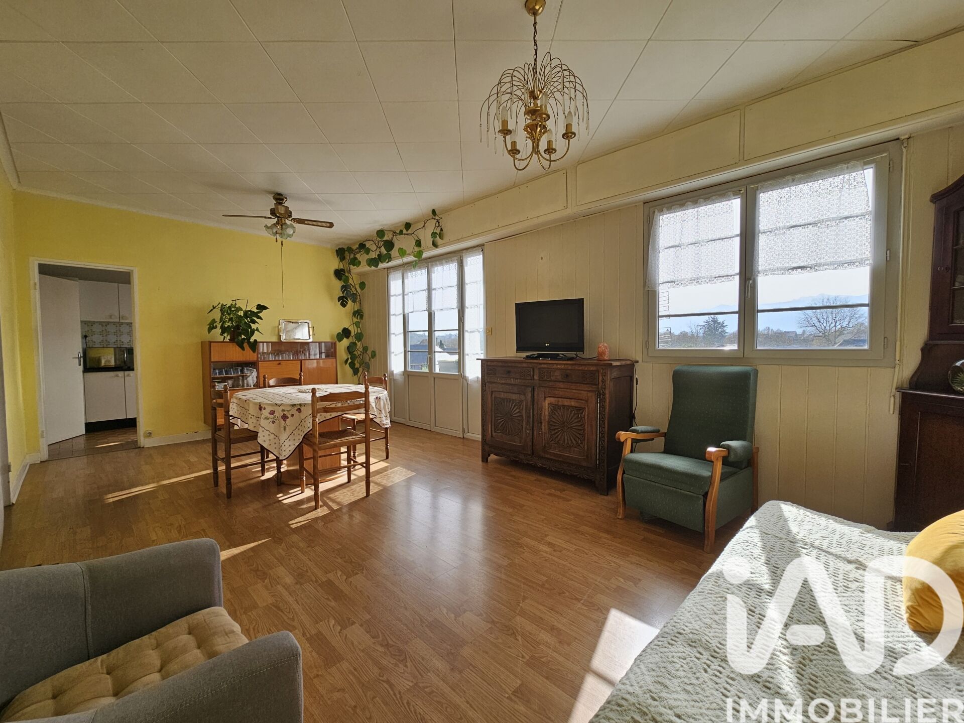 Oloron-Ste-Marie - 80m² - 4p. - 3ch.