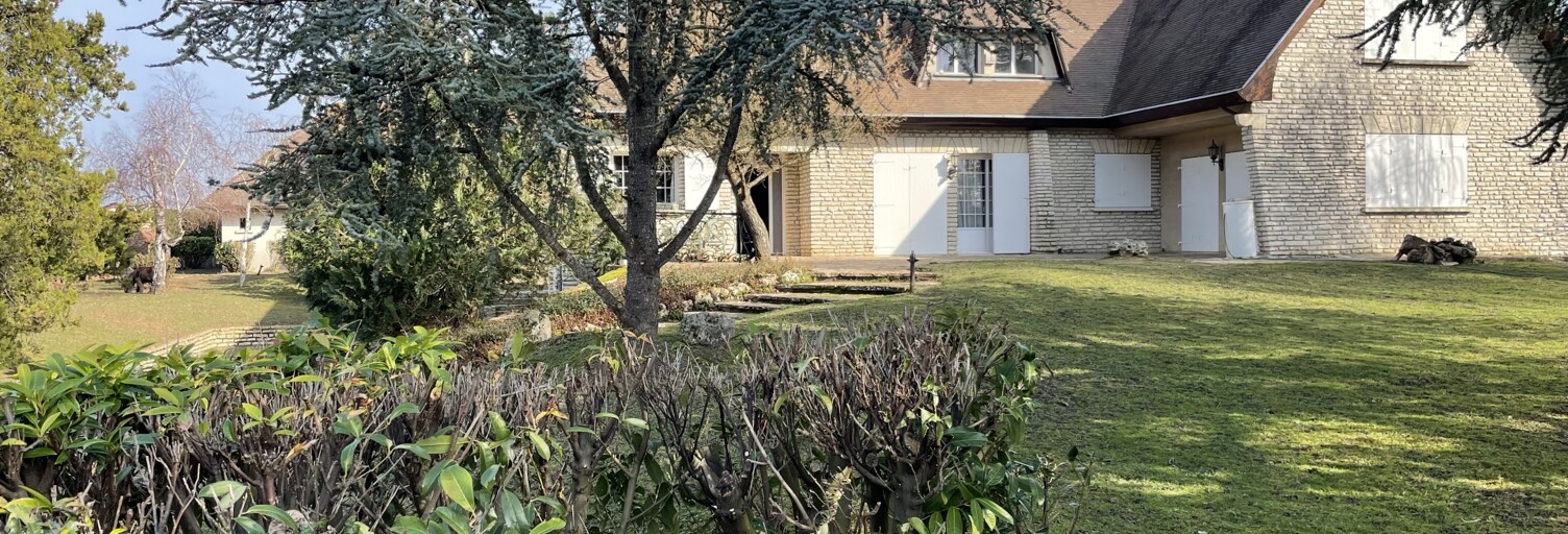 Maison 7 Pièces 208 m² à vendre à Évry-Grégy-sur-Yerre (77166)