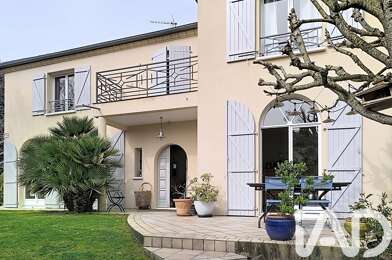 Maison 7 pièces 1247000 €