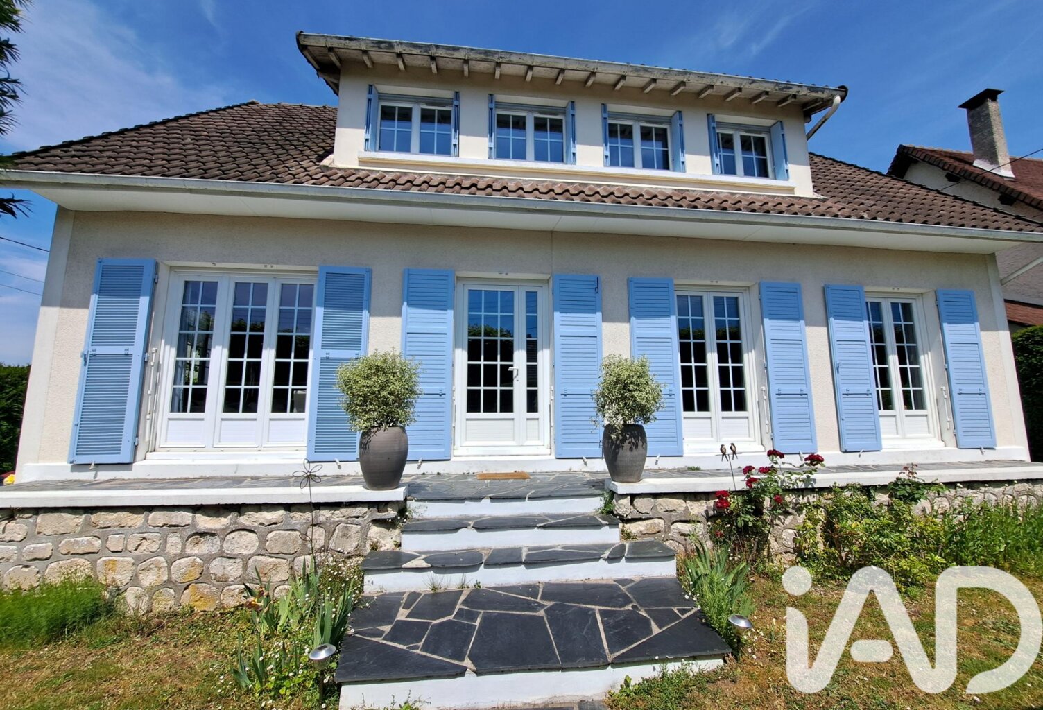 Vente Maison/villa 9 pièces — photo 1