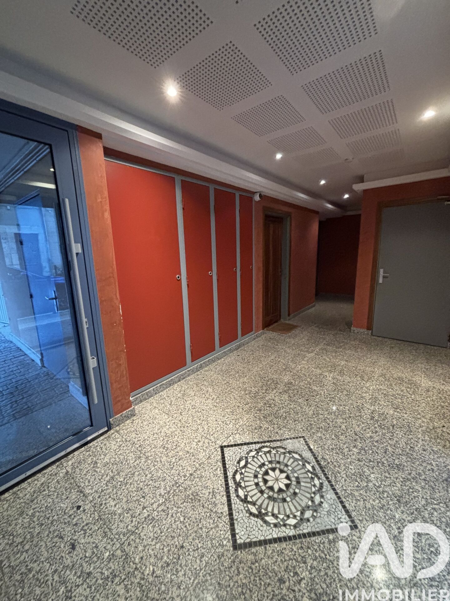 La-Roquebrussanne - 28m² - 2p. - 1ch.