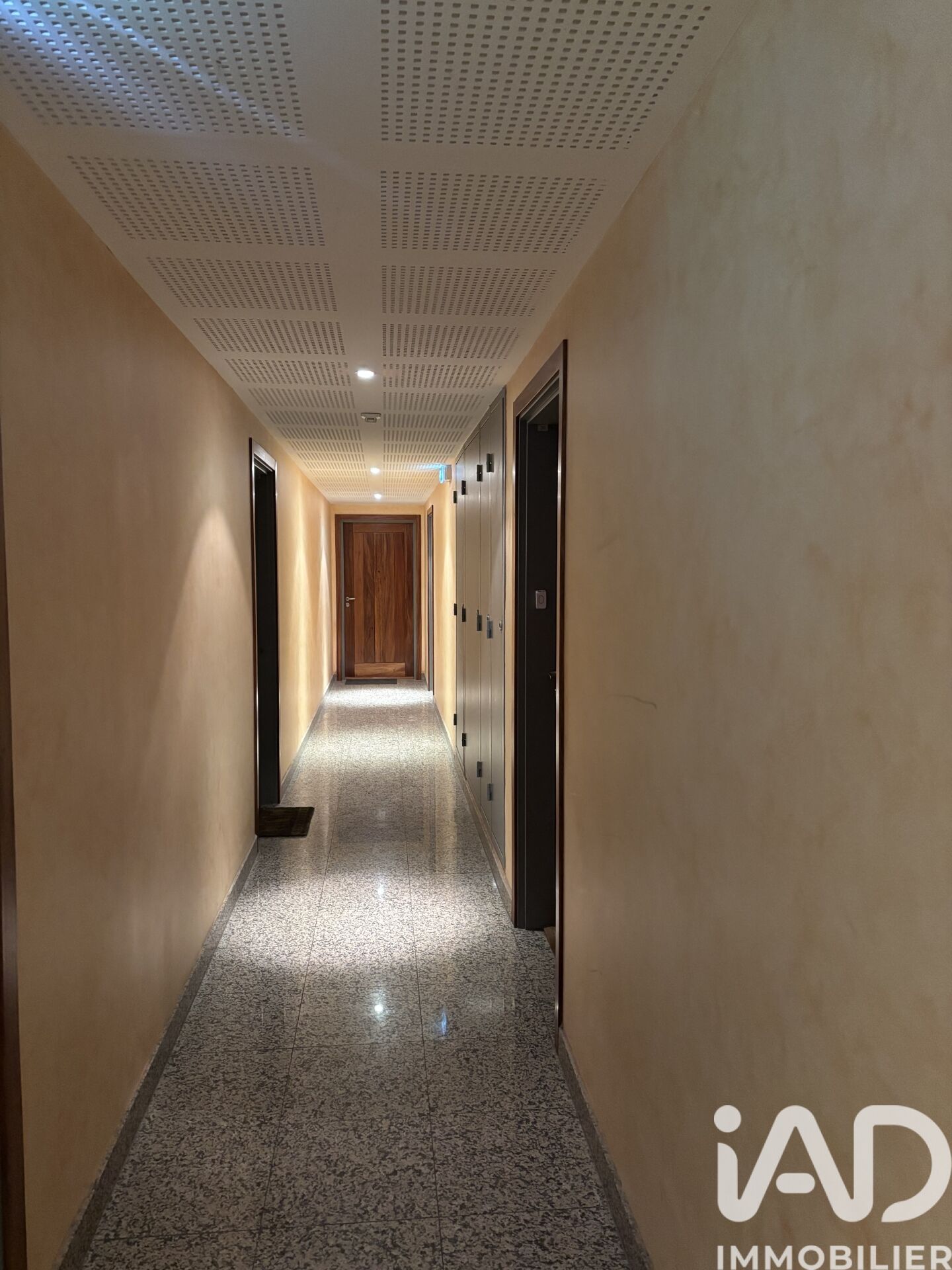 Vente Appartement 2 pièces - Photo 2