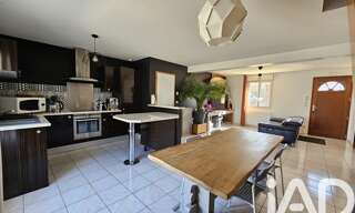 Maison 5 Pièces 101 m² à vendre à Montfort-le-Gesnois (72450)