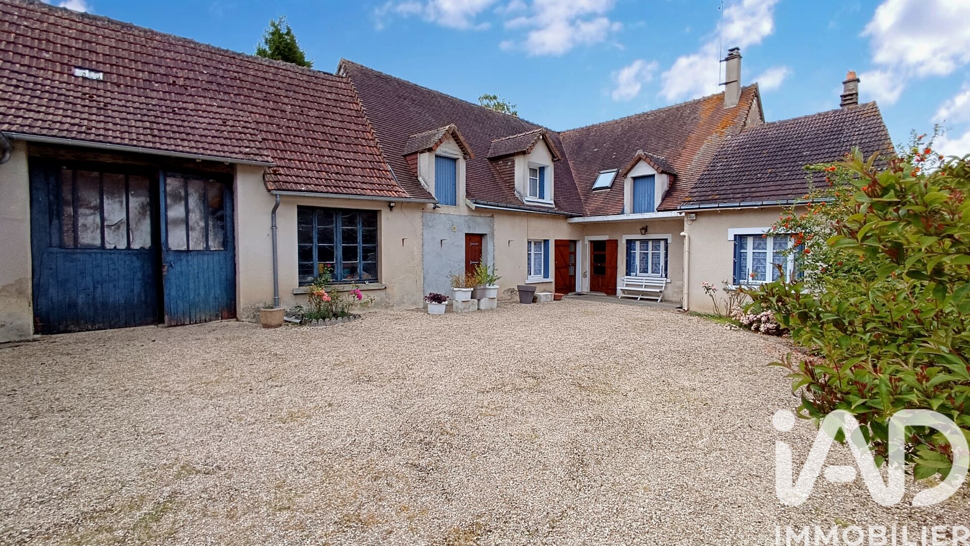 Villegouin - 161m² - 8p. - 5ch.