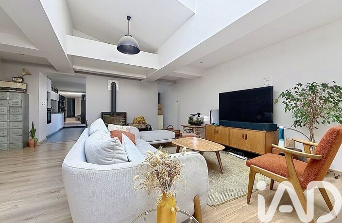 Vente Immeuble 375 m&sup2; — photo 2