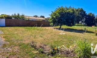 Terrain  710 m² à vendre à Sainte-Flaive-des-Loups (85150)