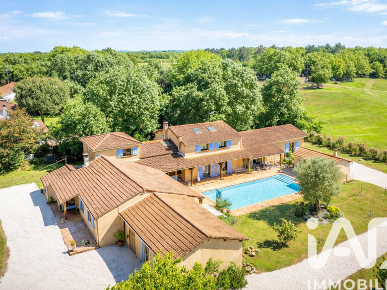 Vente Maison/villa 15 pièces — photo 1
