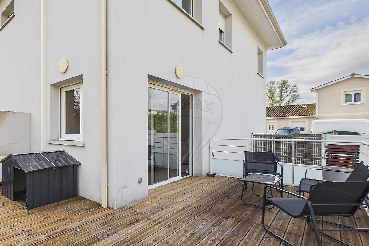 Villa / Maison  T4 à vendre Saint-Vincent-de-Paul 33440