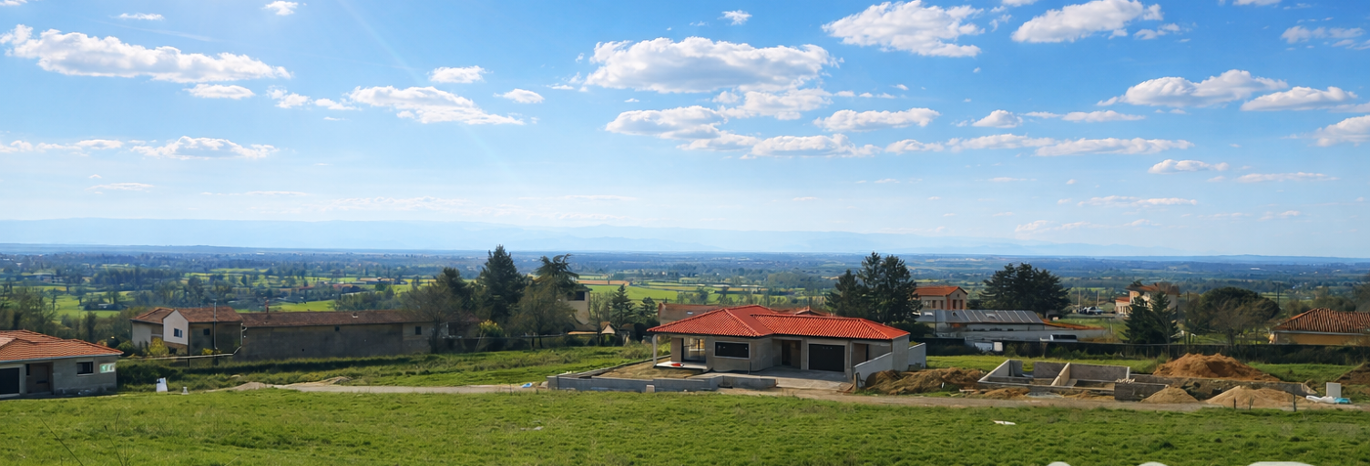 Terrain  640 m² à vendre à Civens (42110)