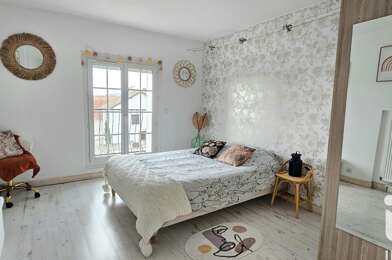 Appartement 4 pièces 240000 €