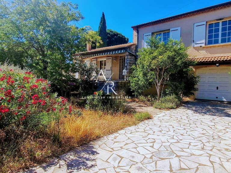 Vente Maison/villa 5 pièces — photo 1