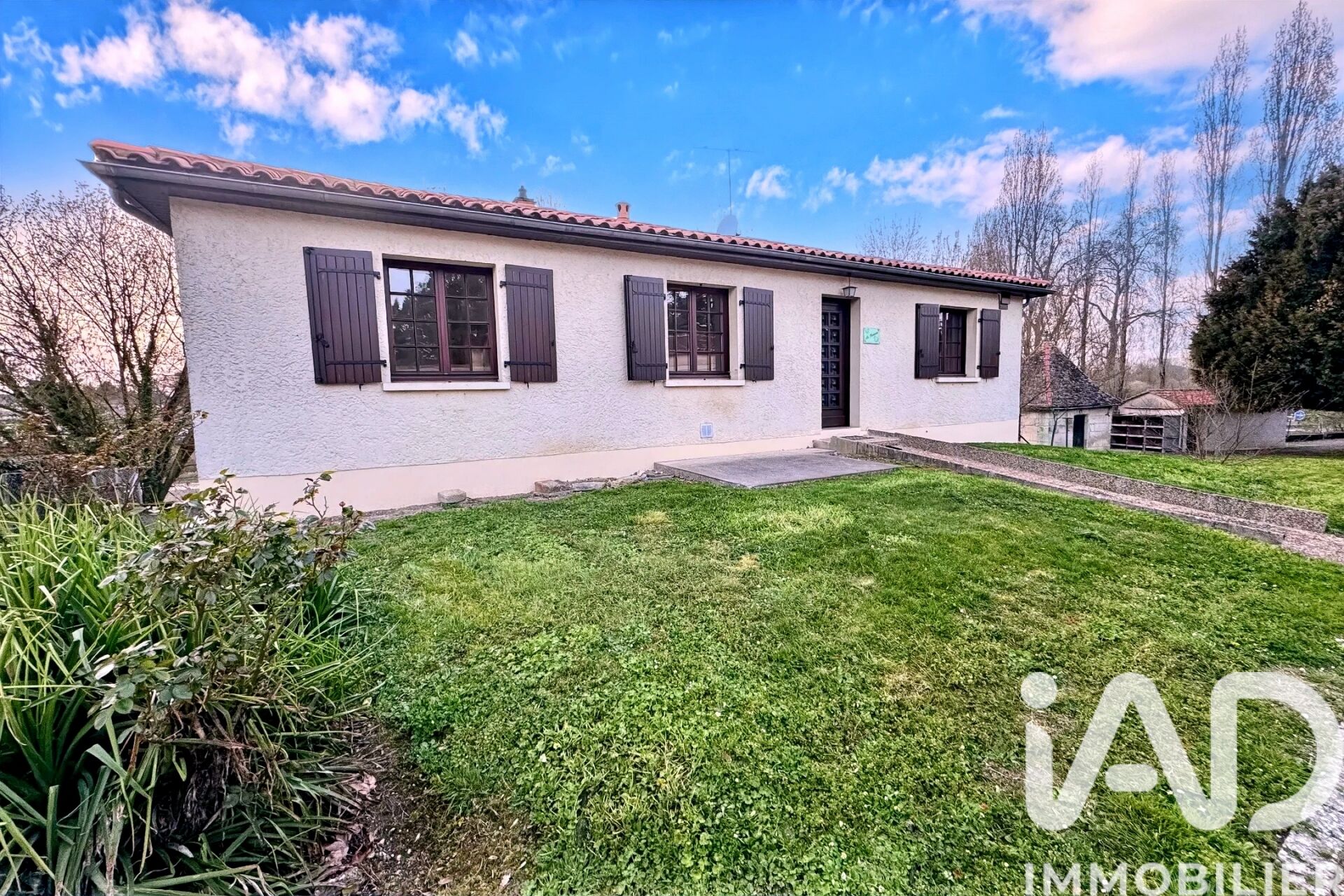 Roullet-St-Estephe - 118m² - 6p. - 4ch.