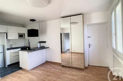 Appartement 2 pièces 869 €