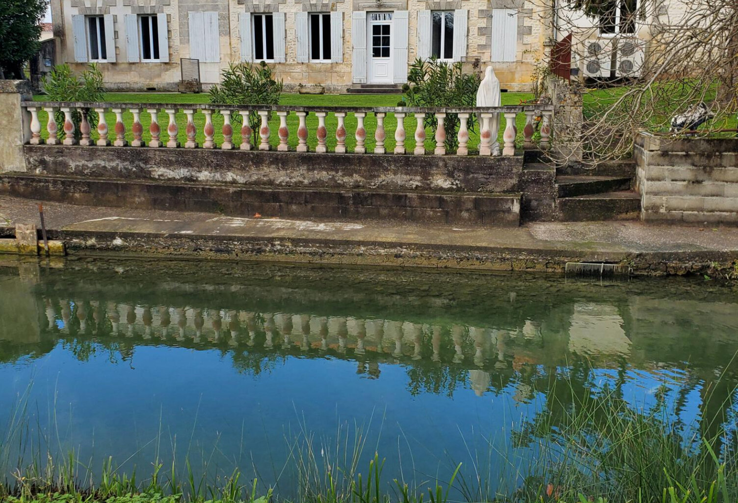 Maison, 10 pièces, surface de 247 m2  sur terrain de 15057 m — photo 1