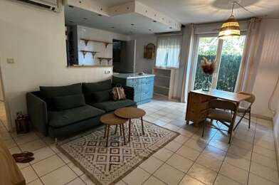 Appartement 3 pièces 860 €