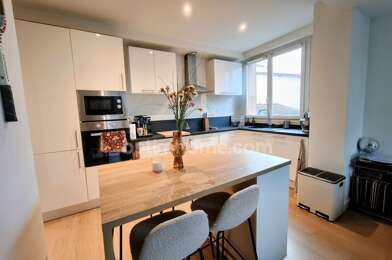 Appartement 3 pièces 240000 €