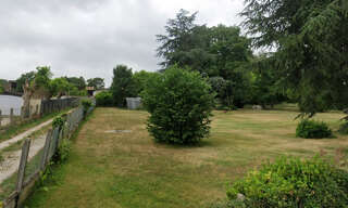 Terrain  796 m² à vendre à Pisany (17600)