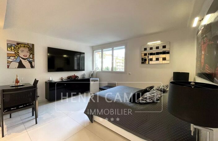 CANNES 'Banane' — photo 5