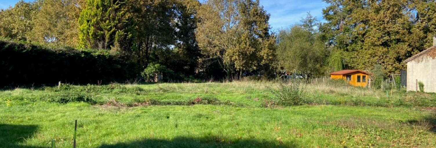 Terrain  885 m² à vendre à Brach (33480)