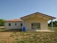 A vendre, Gers, secteur de Condom : Maison de plain-pied neuve, très économe, 4 chambres, garage et jardin de 2 851m². Proche des commodités et services de base d'un village — photo 4