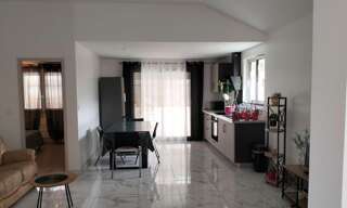 Maison 4 Pièces 72 m² à louer à Saint-Denis-de-Pile (33910)