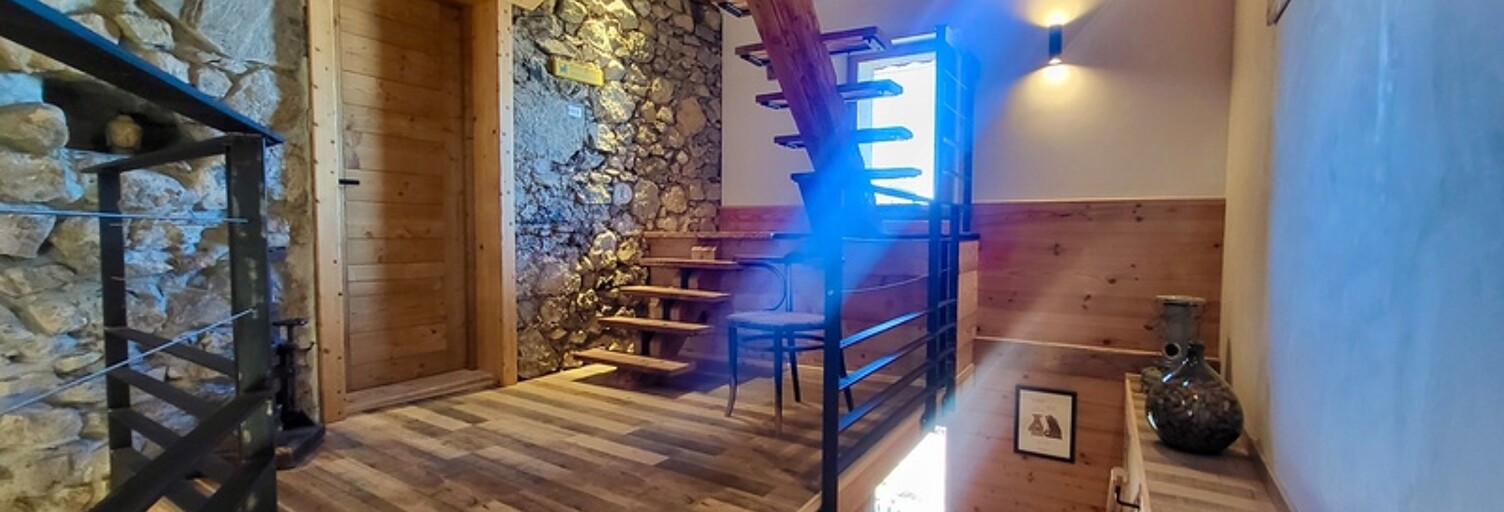 Maison 10 Pièces 300 m² à vendre à Thollon-les-Mémises (74500)
