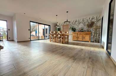 Maison 6 pièces 349000 €