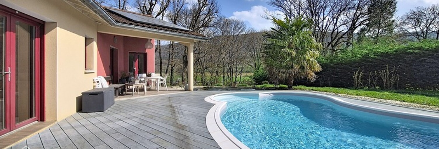 Maison 7 Pièces 182 m² à vendre à Nivigne et Suran (01250)