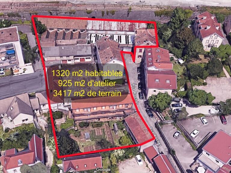 Doubs (25), à vendre Besançon,  5 Immeubles + 1 Atelier + terrain de 3417 m2  Besançon, quartier Chaprais — photo 1