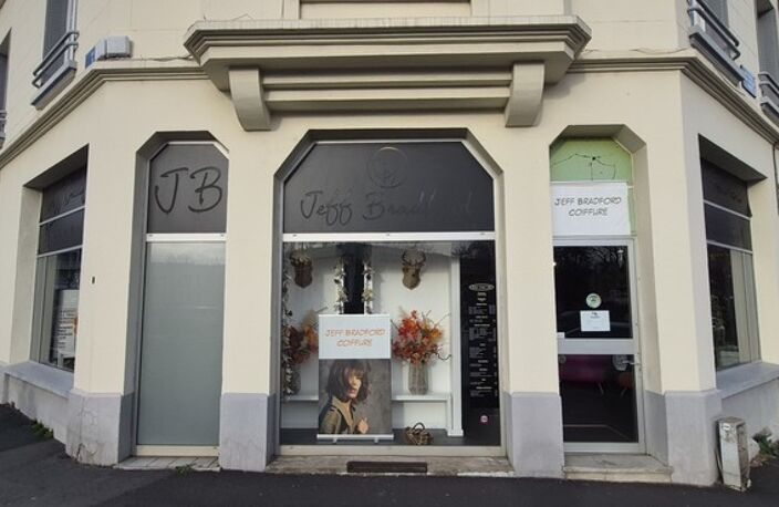 Fonds de commerce de coiffure à vendre à CLERMONT FERRAND (63) — photo 2