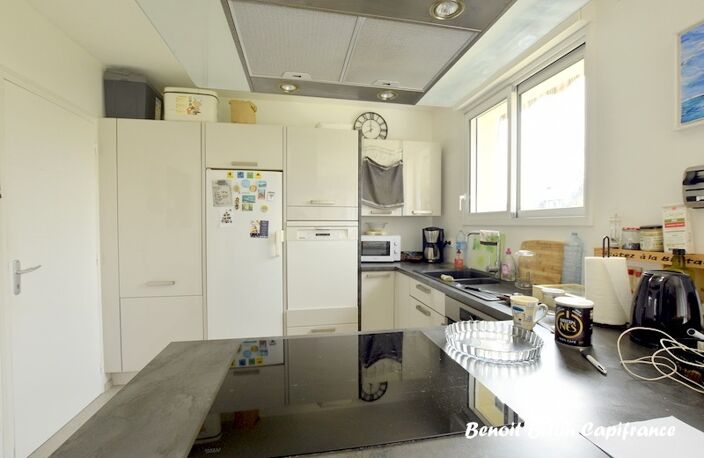 Maison familiale rénovée – 135 m² – 6 chambres – sous-sol complet – terrain 747 m² — photo 5