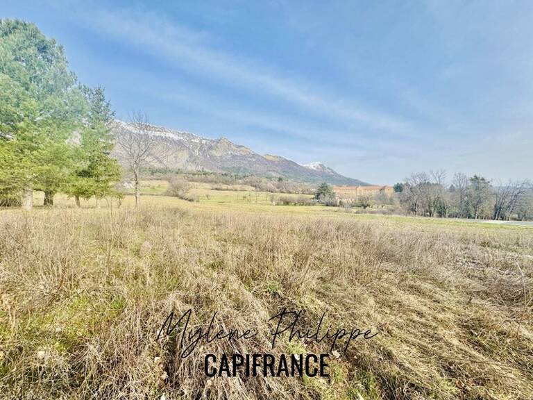 Terrain à bâtir et viabilisé – Lotissement résidentiel à Gap (05) — photo 1