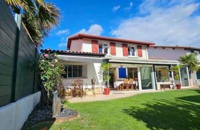 ANGLET - LUMINEUSE ET SPACIEUSE MAISON ENTOUREE DE NATURE - 125m2 environ — photo du bien