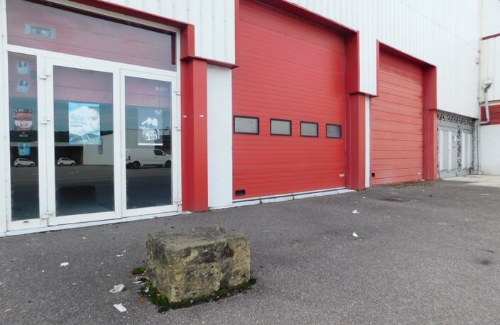 Dpt Meurthe et Moselle (54), à louer MAXEVILLE Entrepots et Bureaux 564 m2 — photo 2