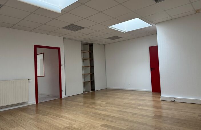 Local/bureau à louer MAXEVILLE (54) local d'activité / bureaux — photo 5