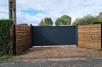 Maison  57200 €