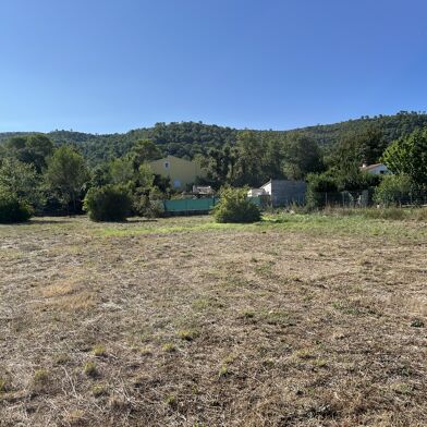 Terrain  185000 €