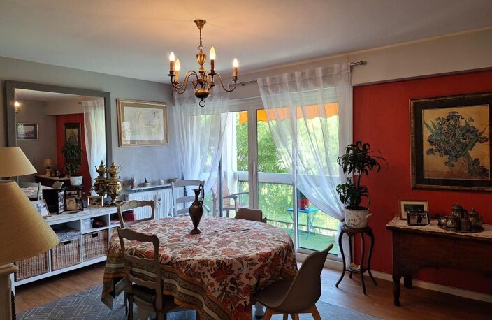 Appartement À Vendre — photo 2