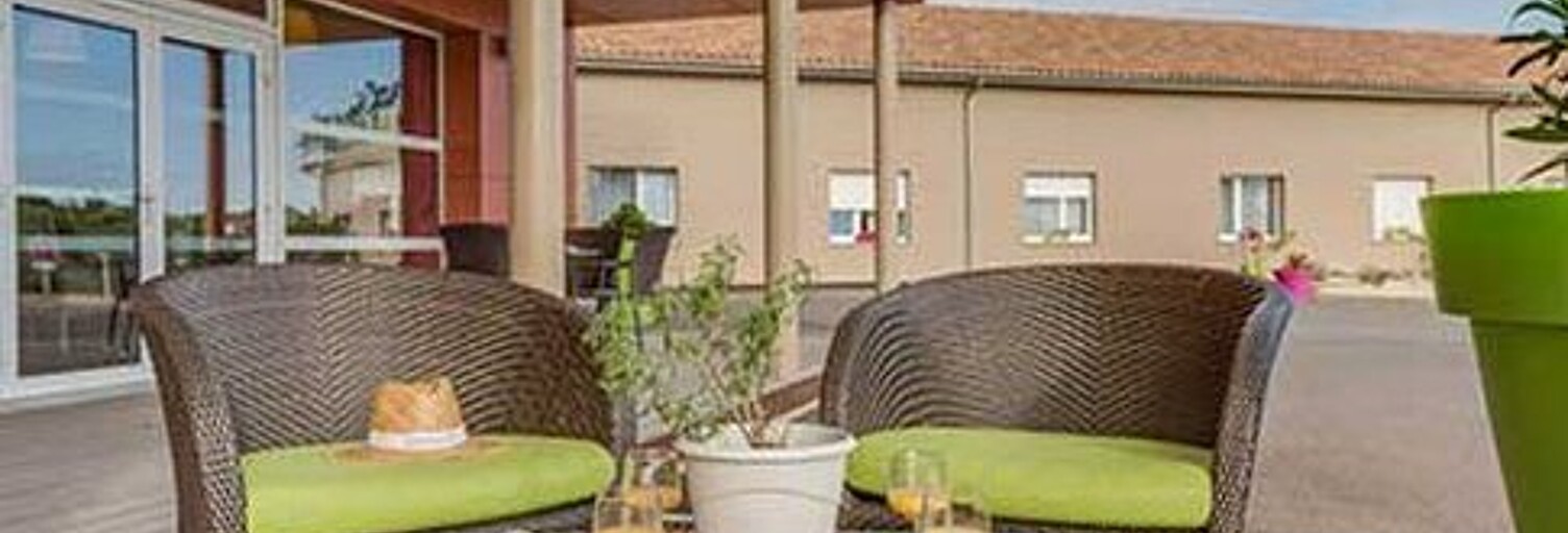 Appartement 1 Pièce 23 m² à vendre à Lathus-Saint-Rémy (86390)