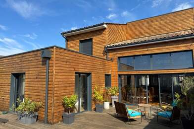 Immeuble  605000 €