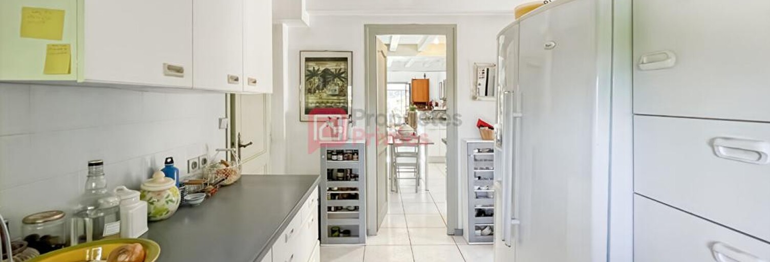 Maison 7 Pièces 169 m² à vendre à Ustaritz (64480)