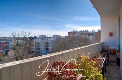 Appartement 4 pièces 230000 €