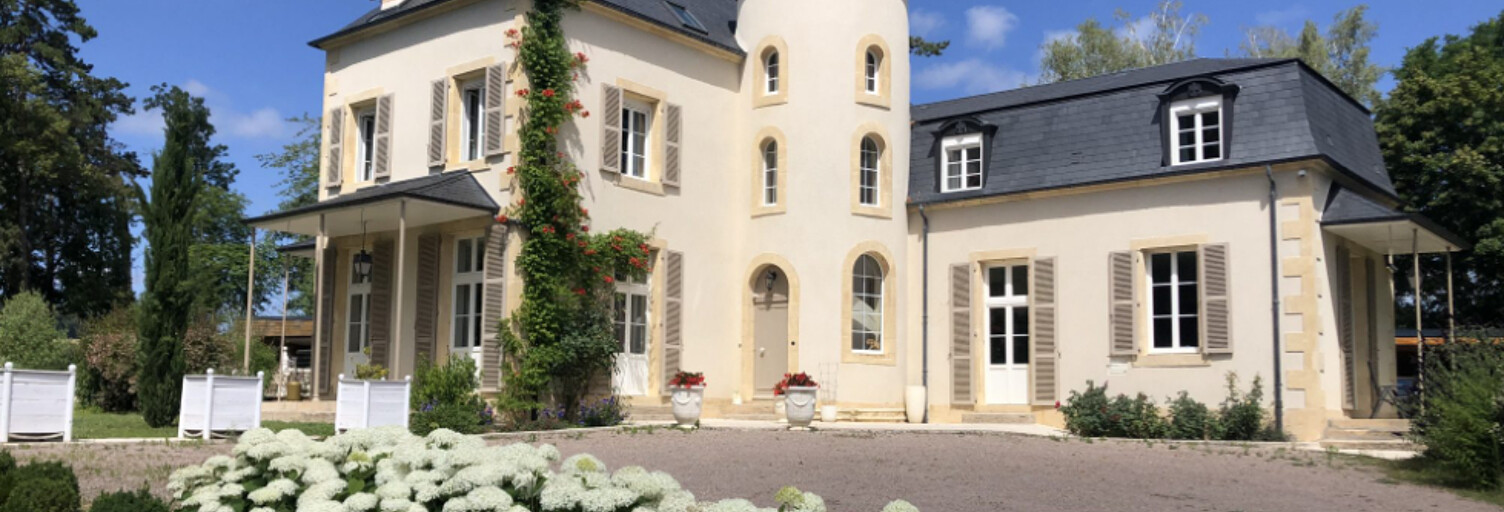 Maison 7 Pièces 370 m² à vendre à Sichamps (58700)