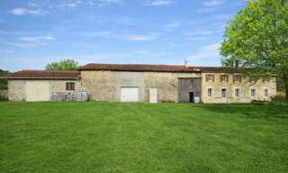 Maison 4 Pièces 141 m² à vendre à Le Pizou (24700)