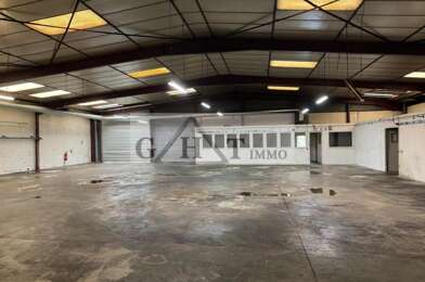 Local industriel  5500 €