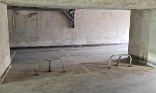 Garage  12 m² à louer à Le Pontet (84130)